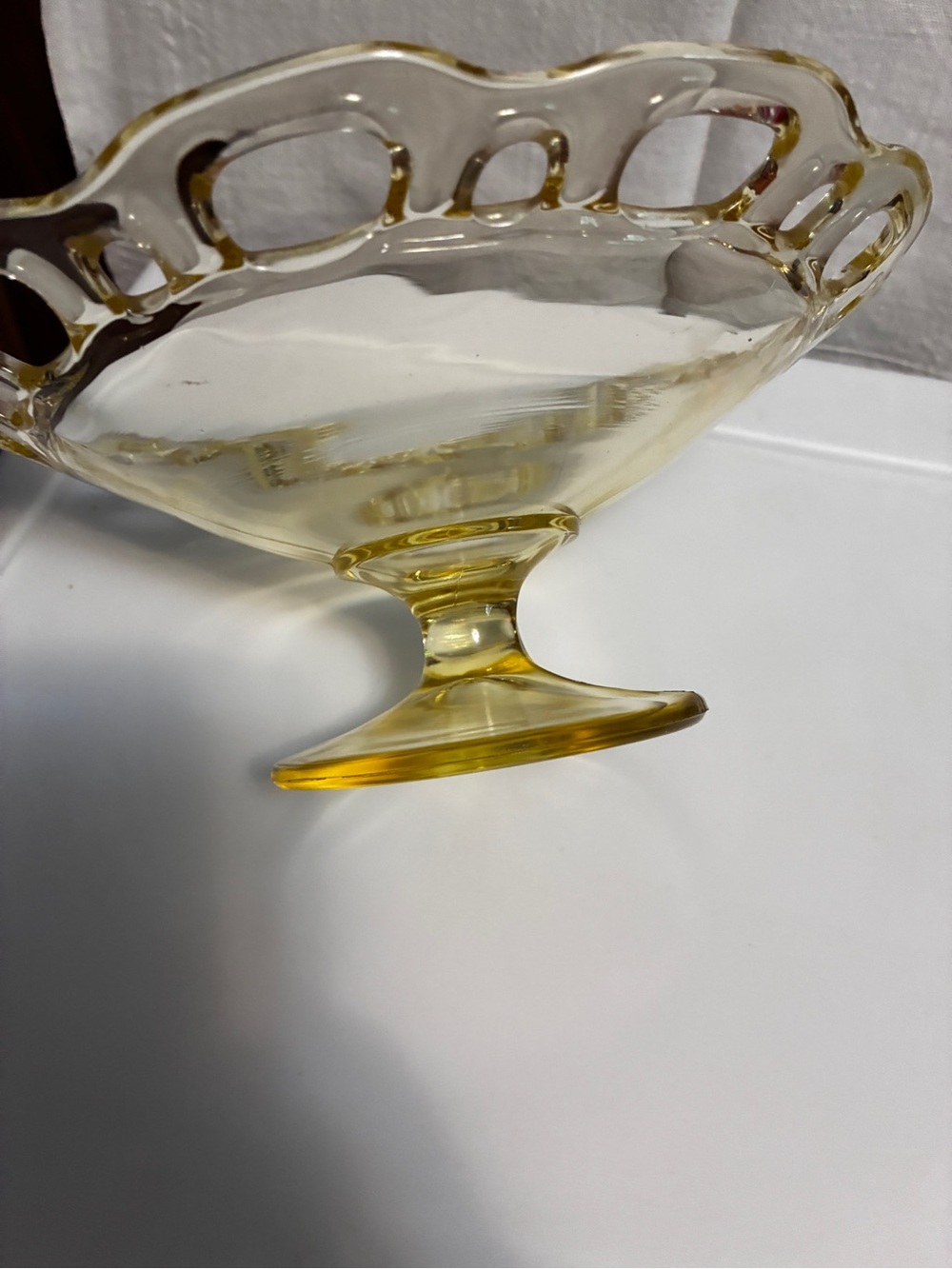 Vintage Yellow Glass Cake Stand Reticulated Edge 7.5" Diameter - Picture 4 of 5